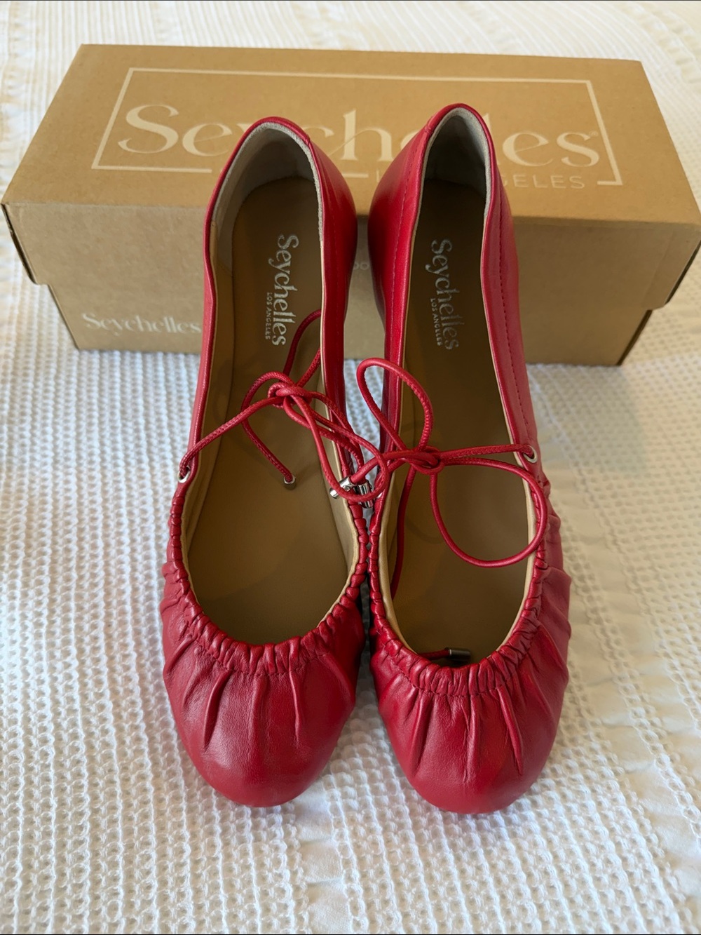 Seychelles Red Leather Ruched Ballet Flats with Tie - sz 8